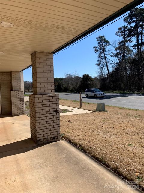 Photo of 1327 NC Hwy 24/27 Highway, Midland, NC 28107 (MLS # 4189742) Photo of 1327 NC Hwy 24/27 Highway, Midland, NC 28107 (MLS # 4189742)