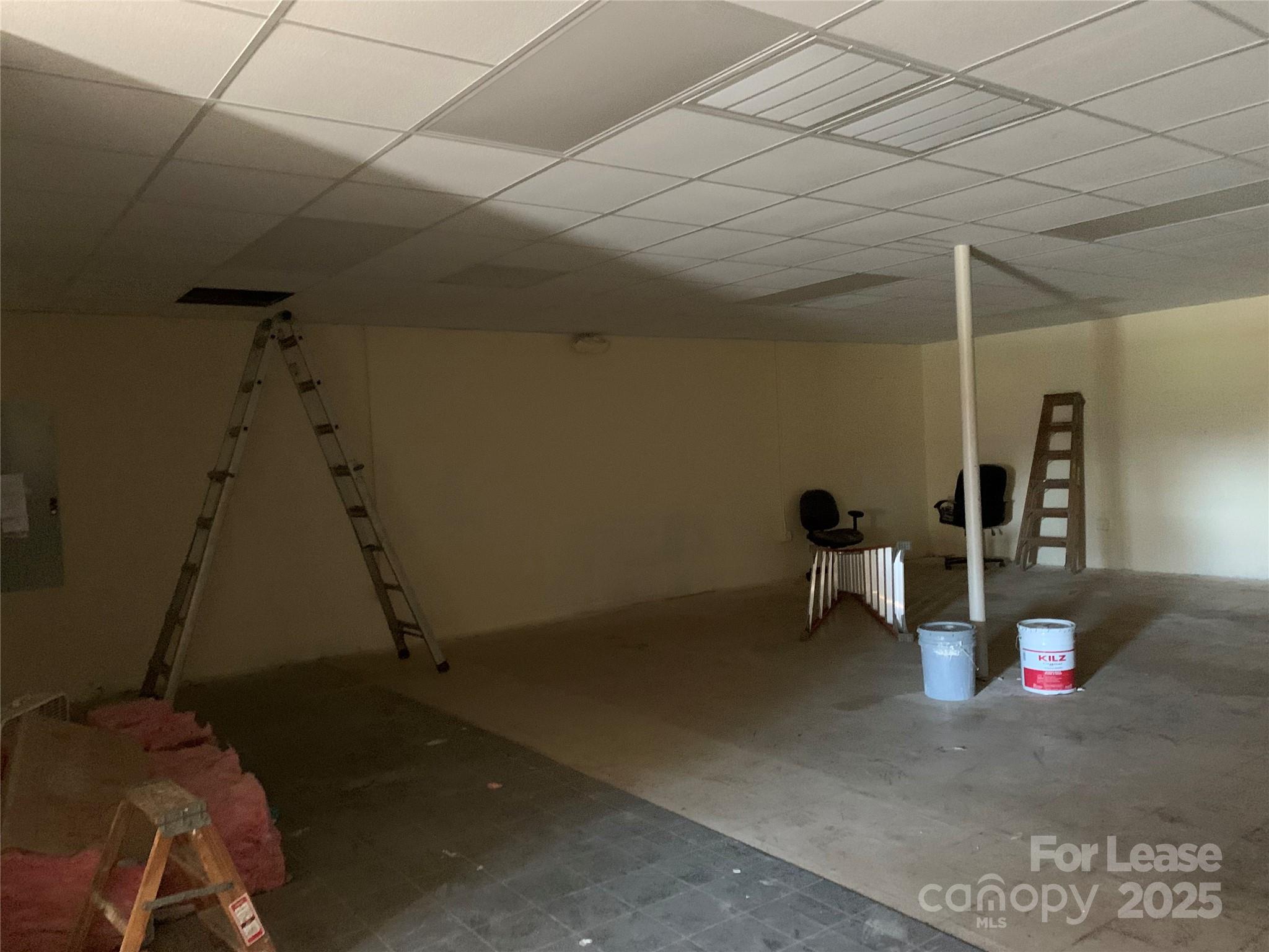 1327 NC Hwy 24/27 Highway