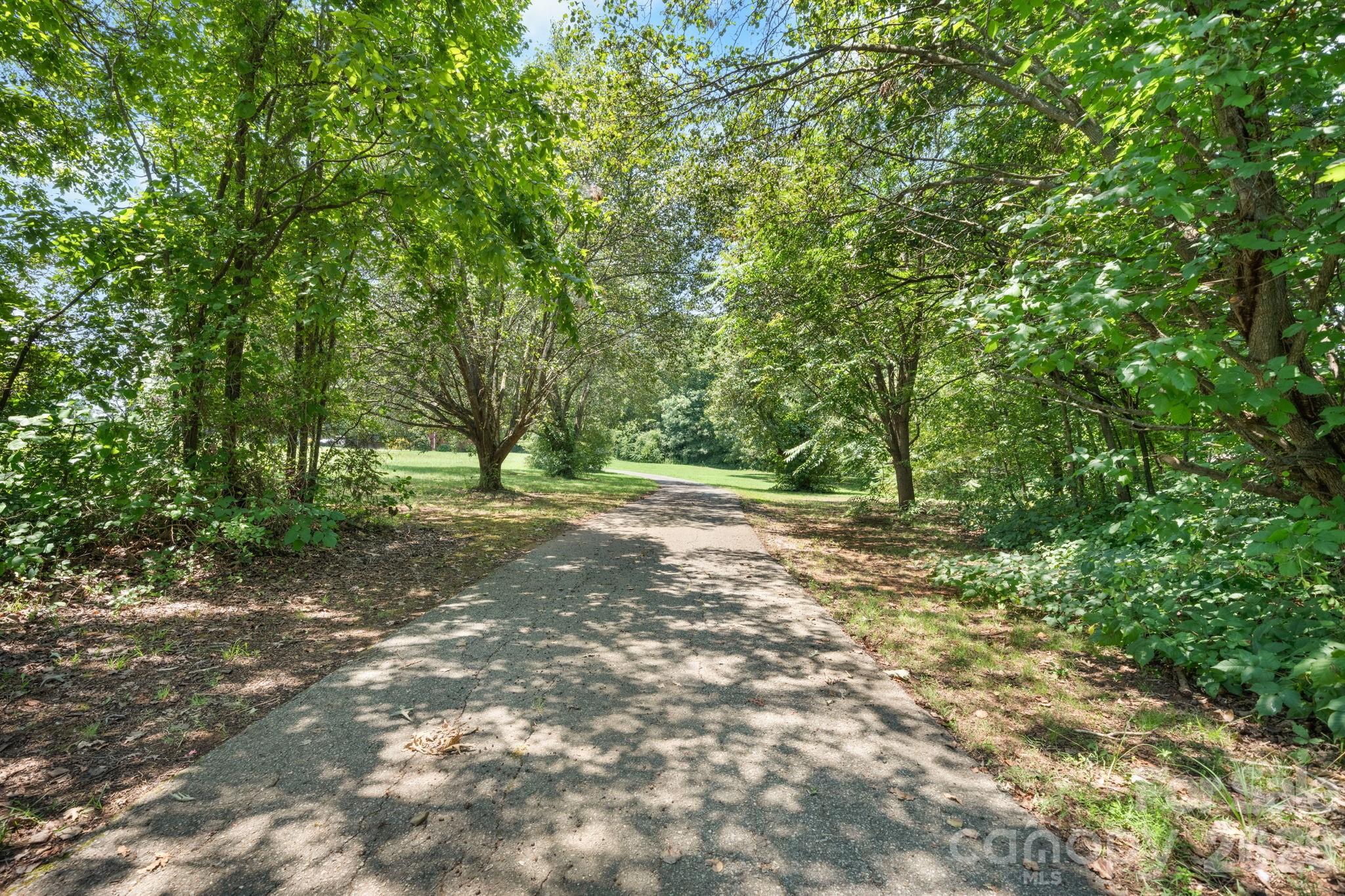 2097 Hermit Trail