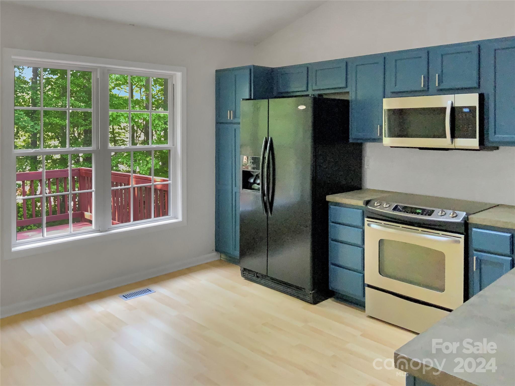 Anchors Landing - Residential