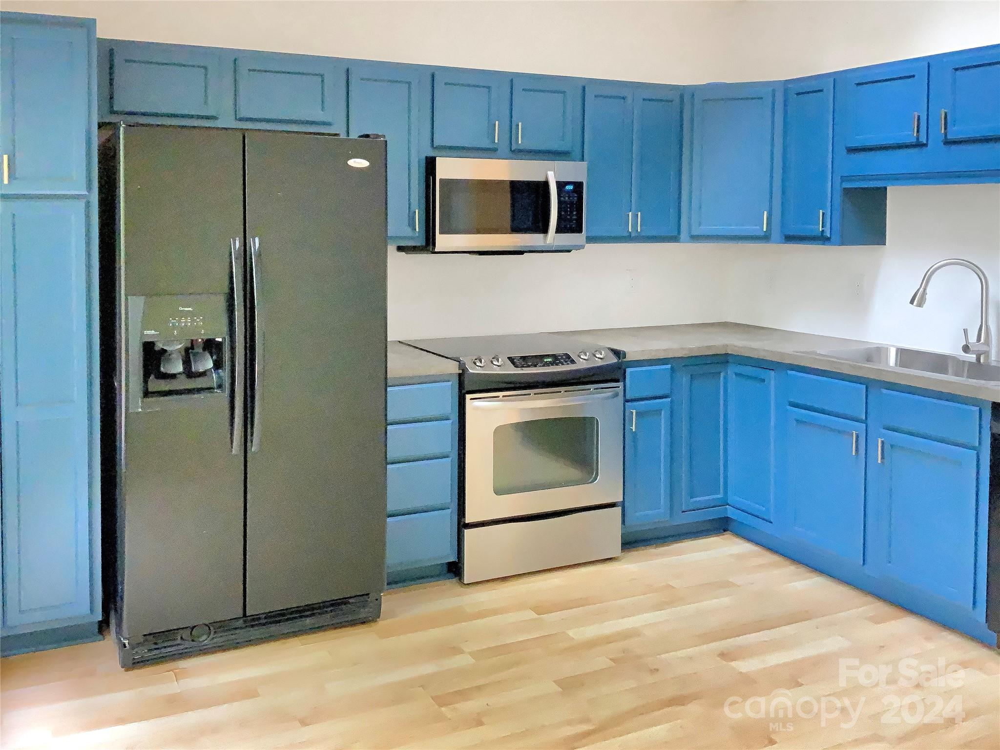 Anchors Landing - Residential