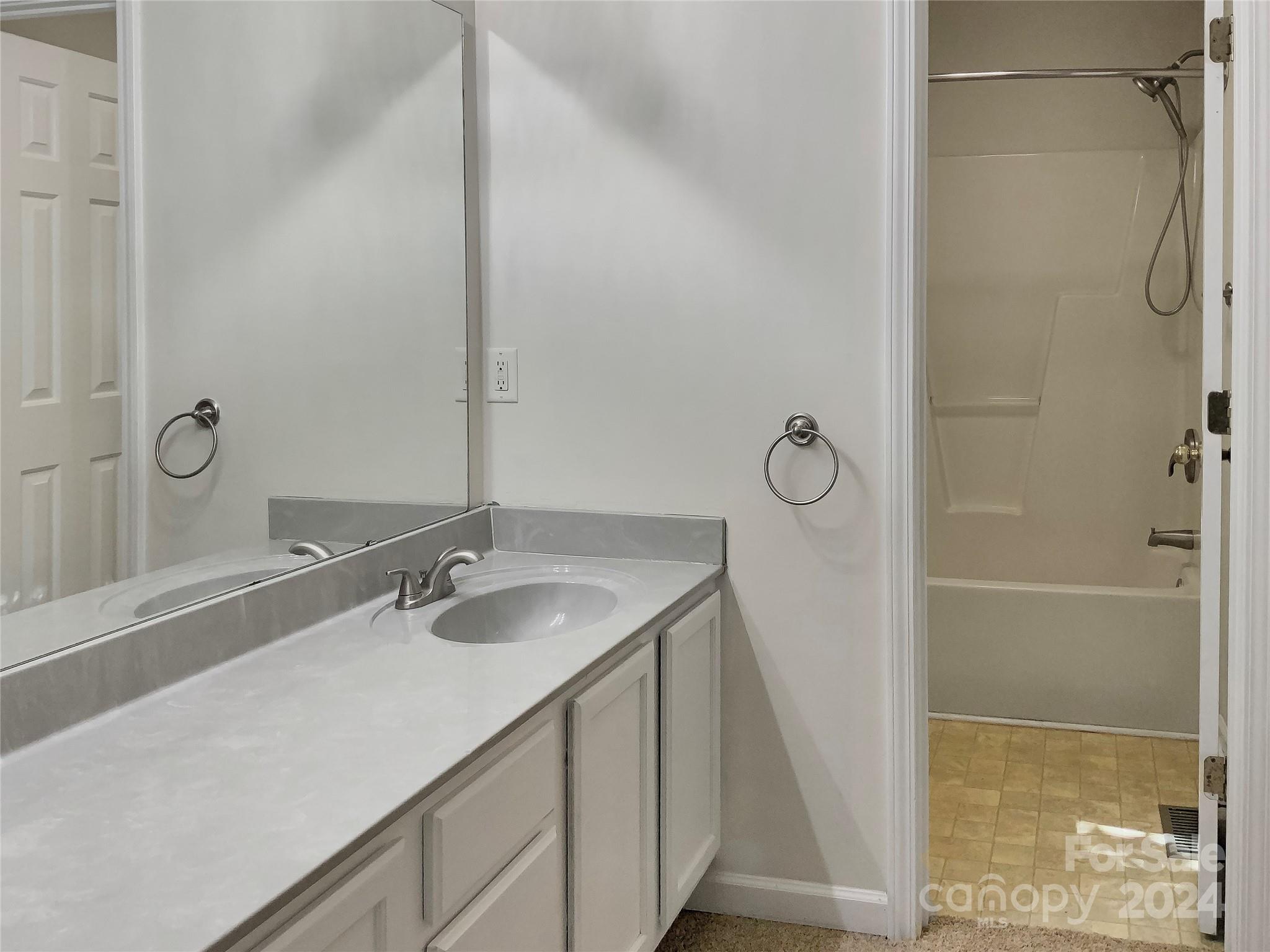 Anchors Landing - Residential