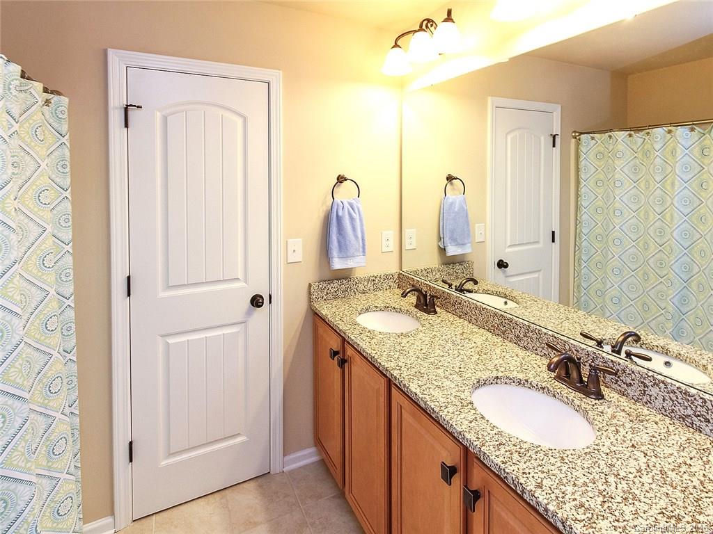 Lakebridge - Residential