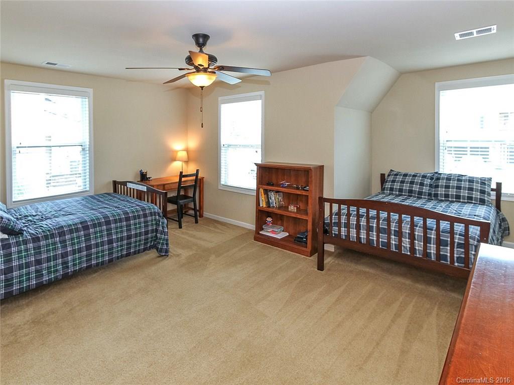 Lakebridge - Residential