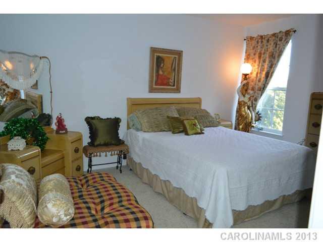 Brandon Oaks - Residential