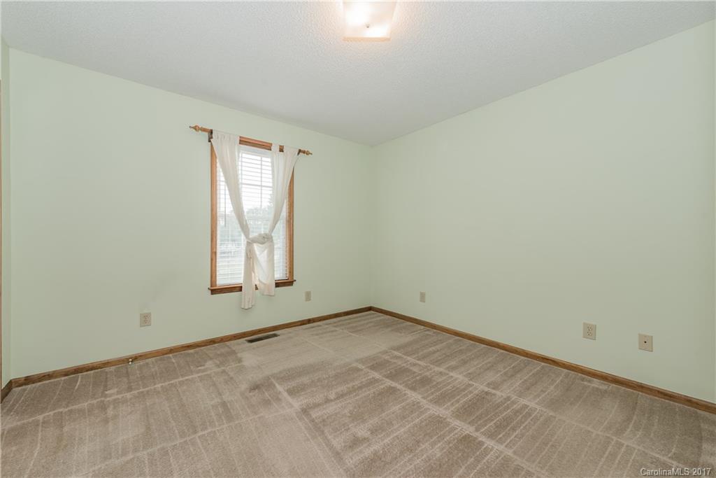 Quail Lakes - Residential