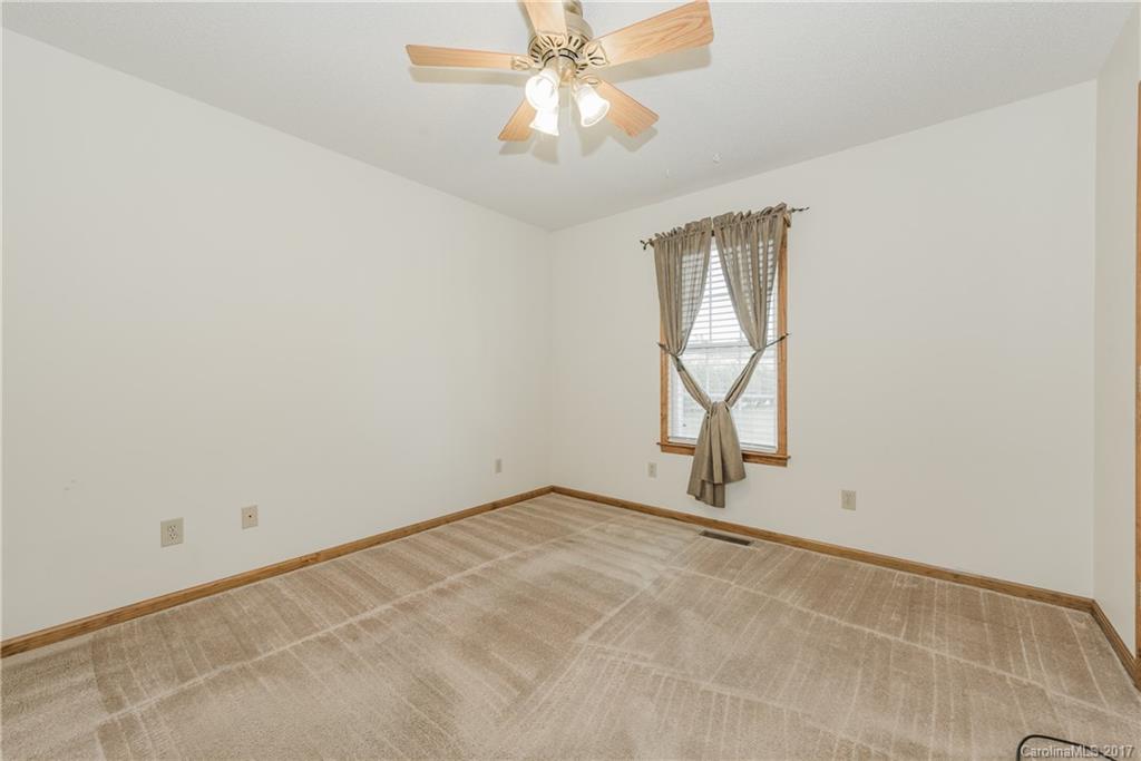 Quail Lakes - Residential