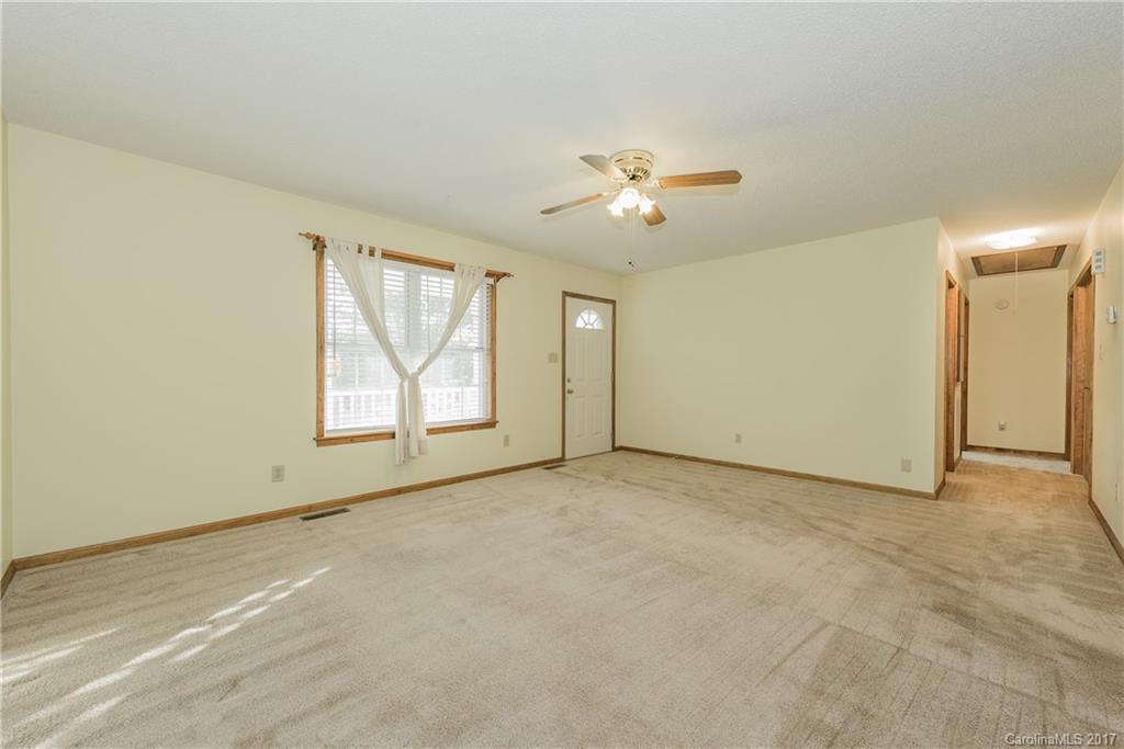 Quail Lakes - Residential