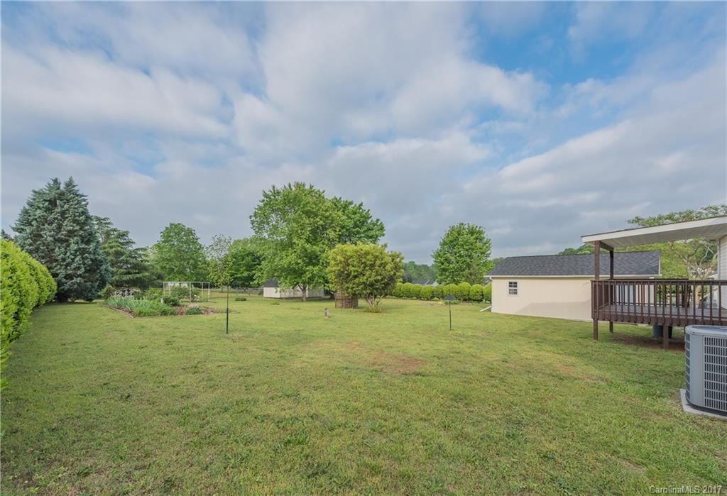 Quail Lakes - Residential