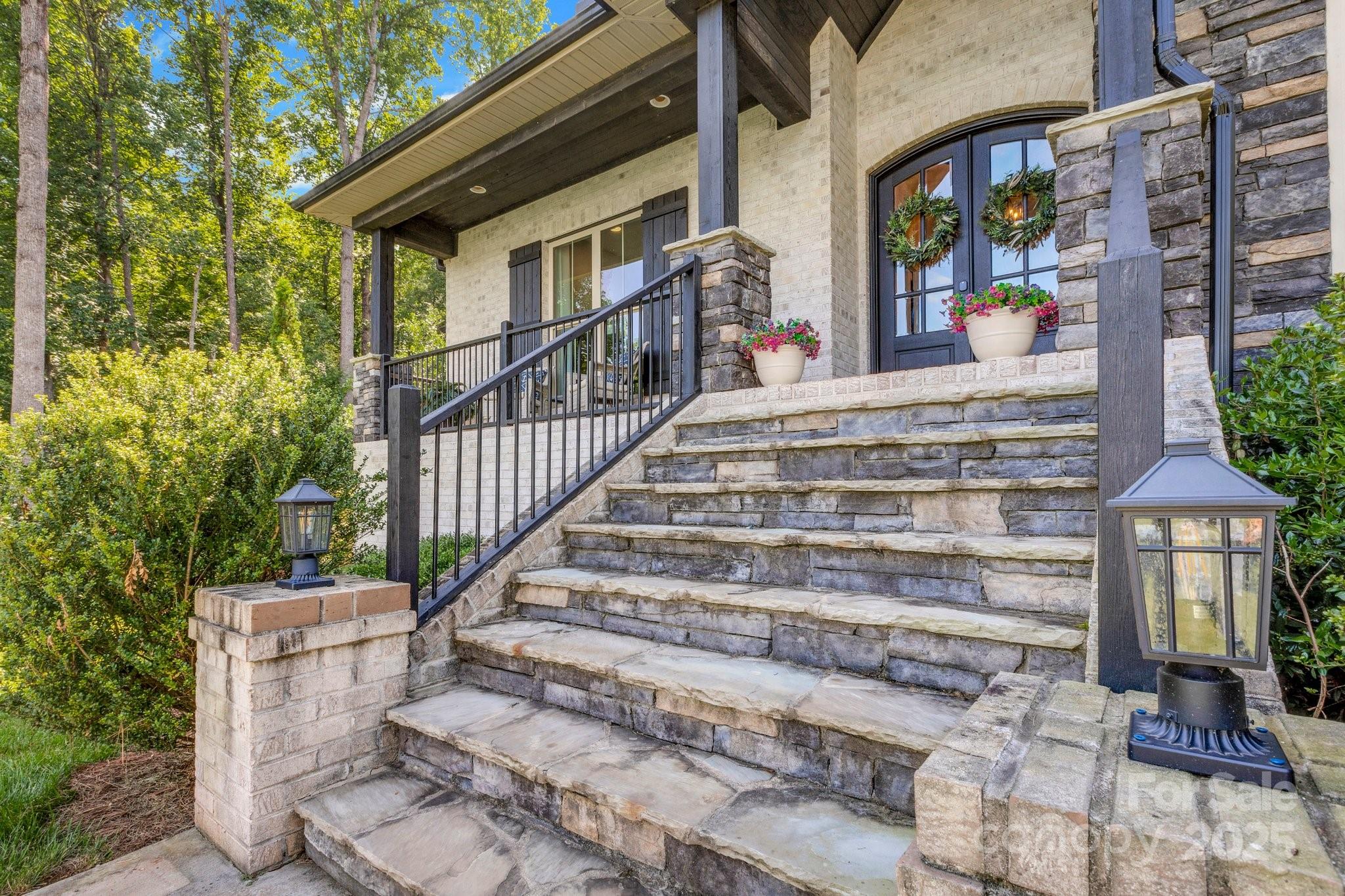 2122 Goose Creek Farm Lane