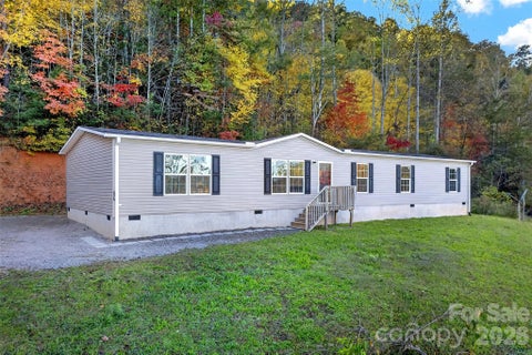 Photo of 574 Hodges Creek Drive, Old Fort, NC 28762 (MLS # 4437027)