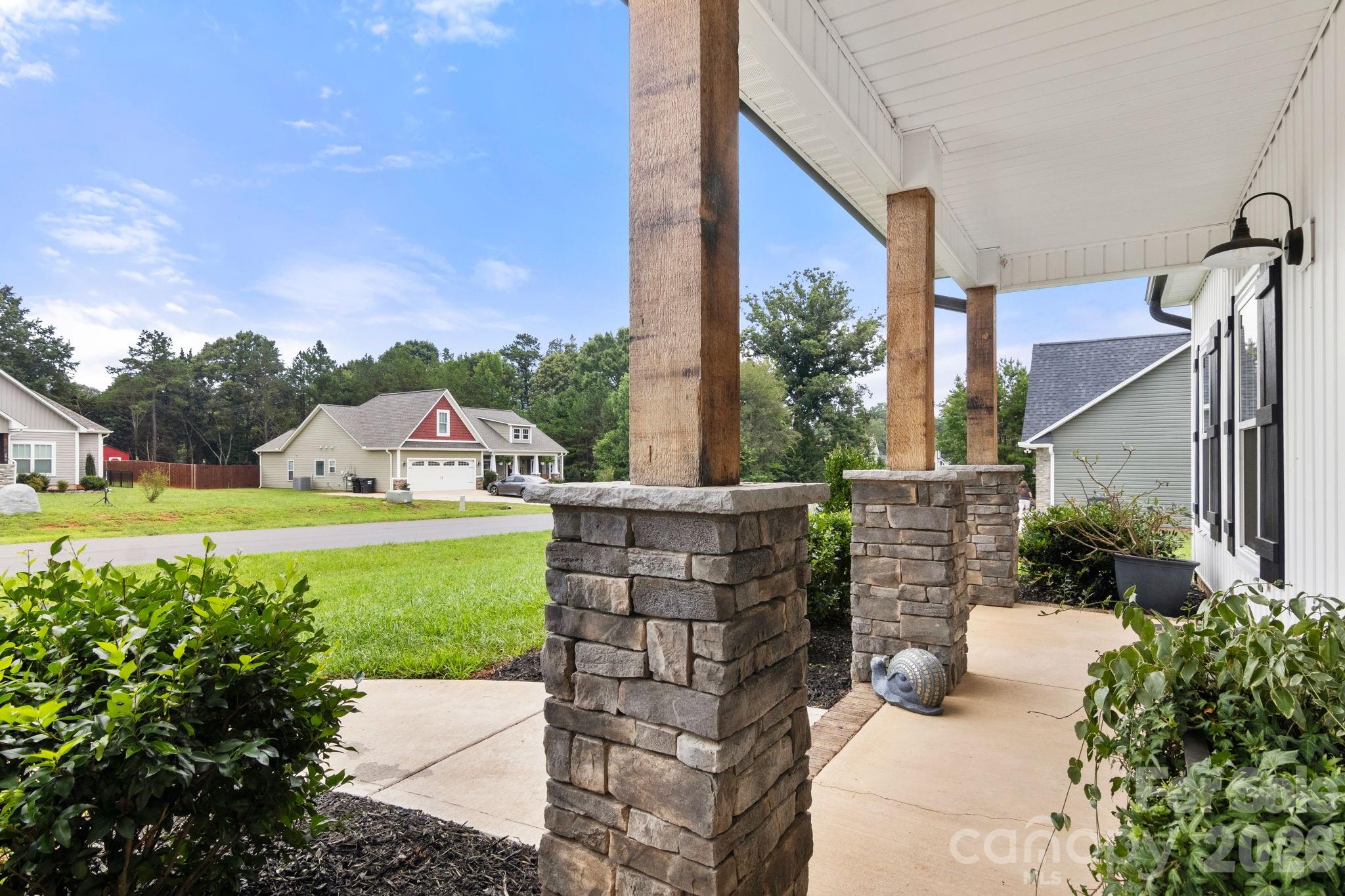 290 Dorothy Drive