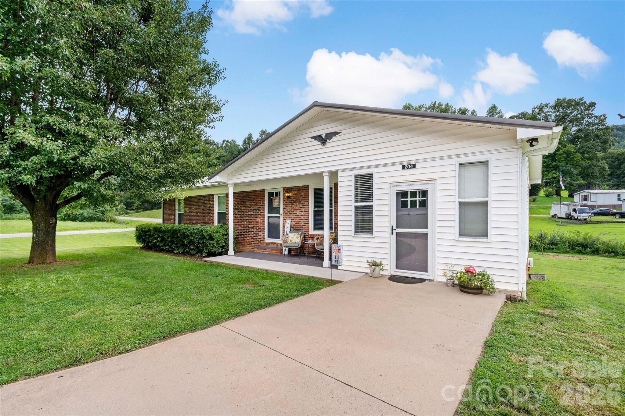 204 Quail Hollow Road