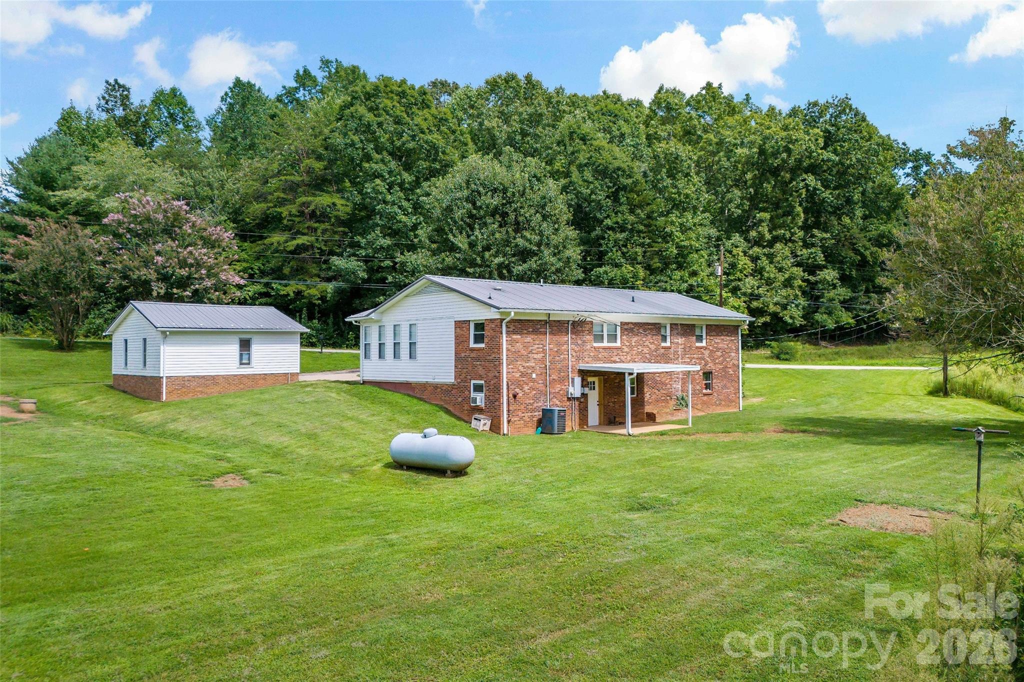 204 Quail Hollow Road