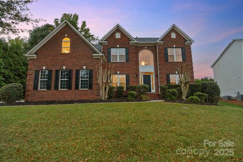 3213 Strawberry Lane Matthews NC 28104