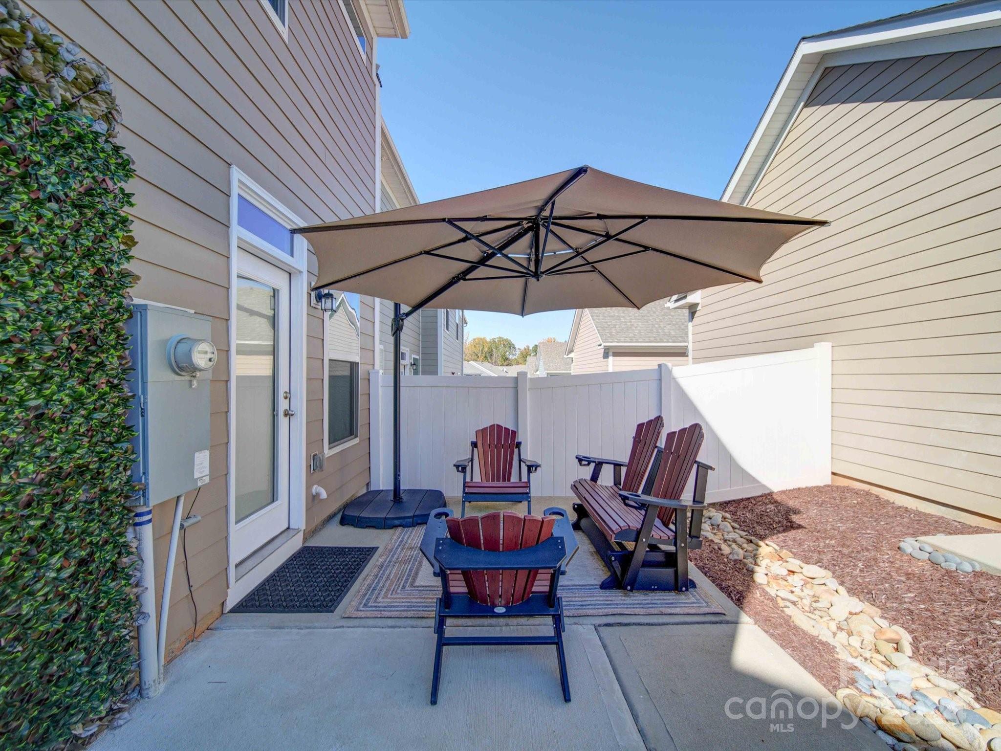 Laurel Walk - Residential