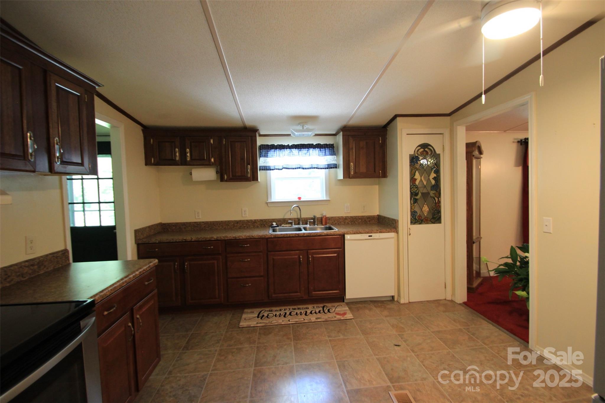 Amity Estates - Residential