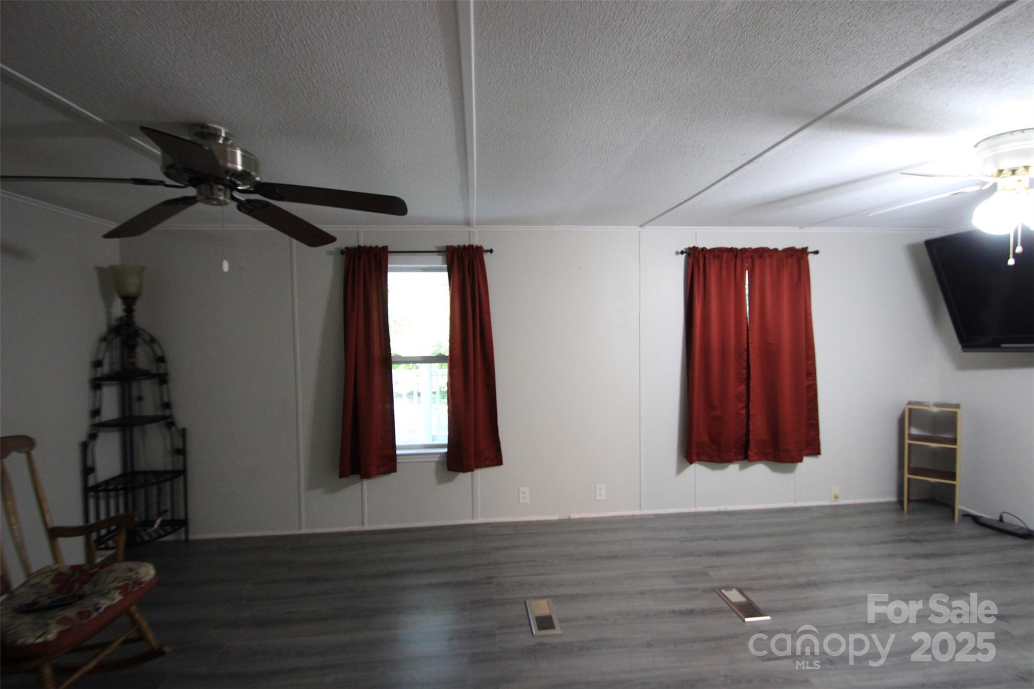 Amity Estates - Residential