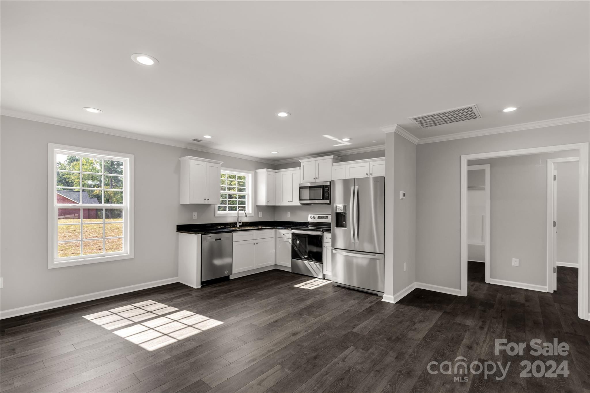 Starcliff - Residential