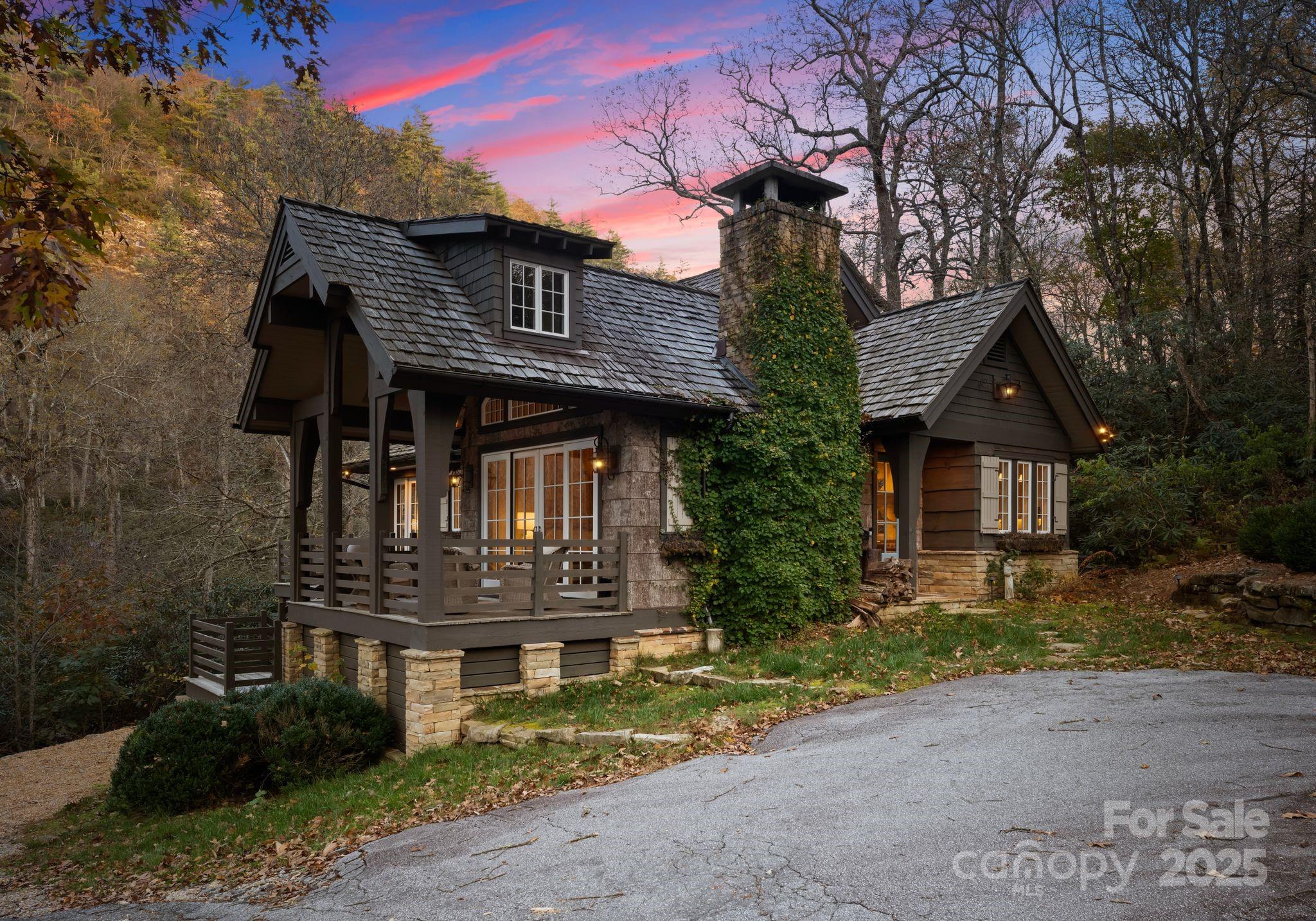 Highland Falls Country Club - Residential