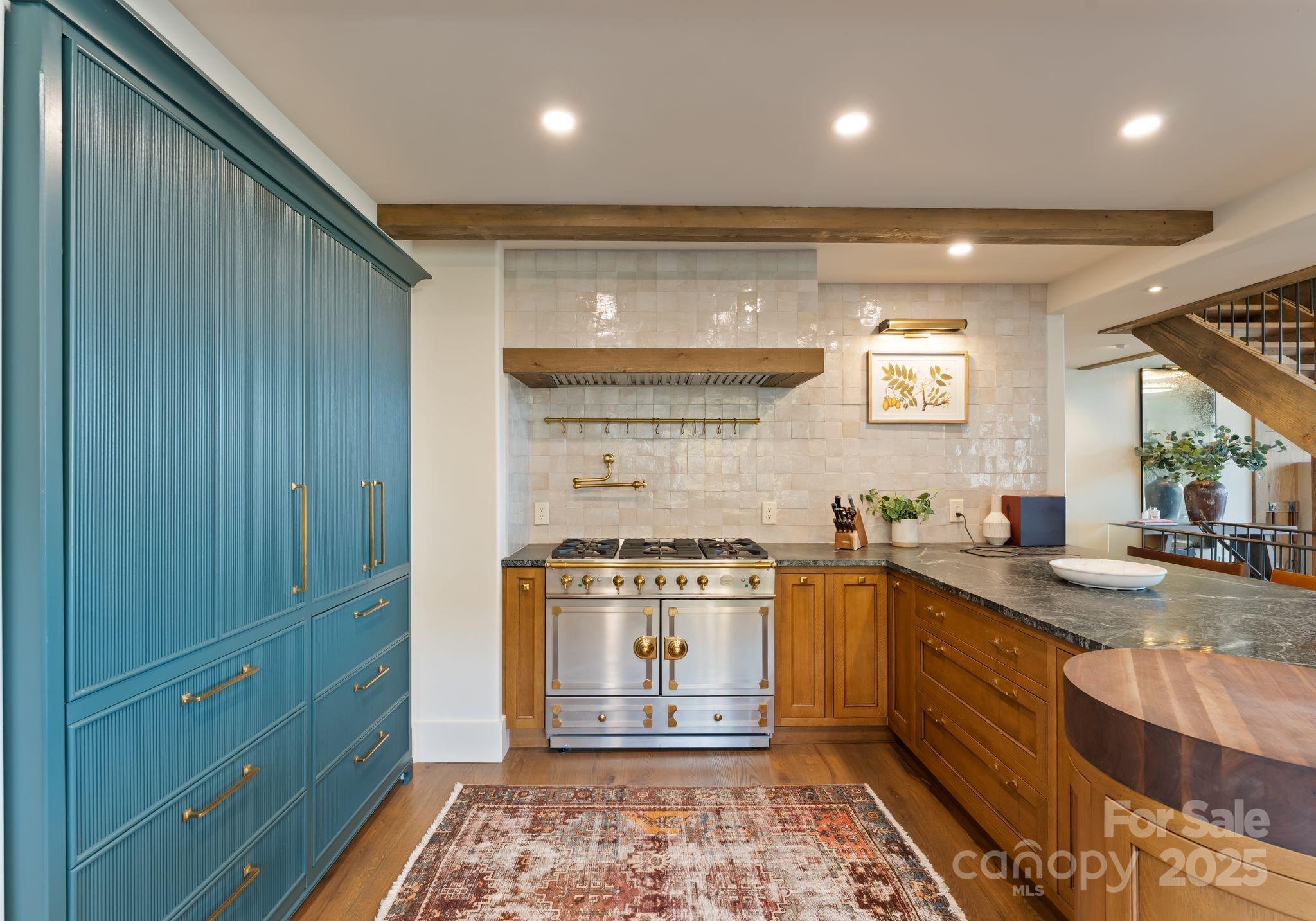 Highland Falls Country Club - Residential