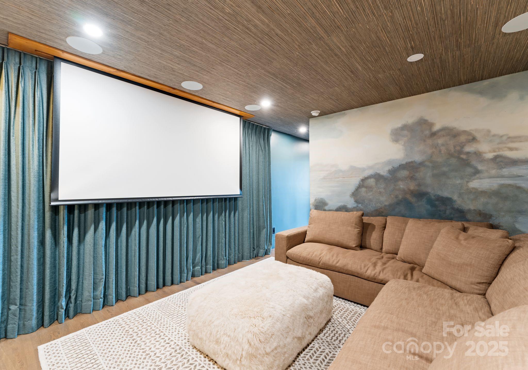 Highland Falls Country Club - Residential