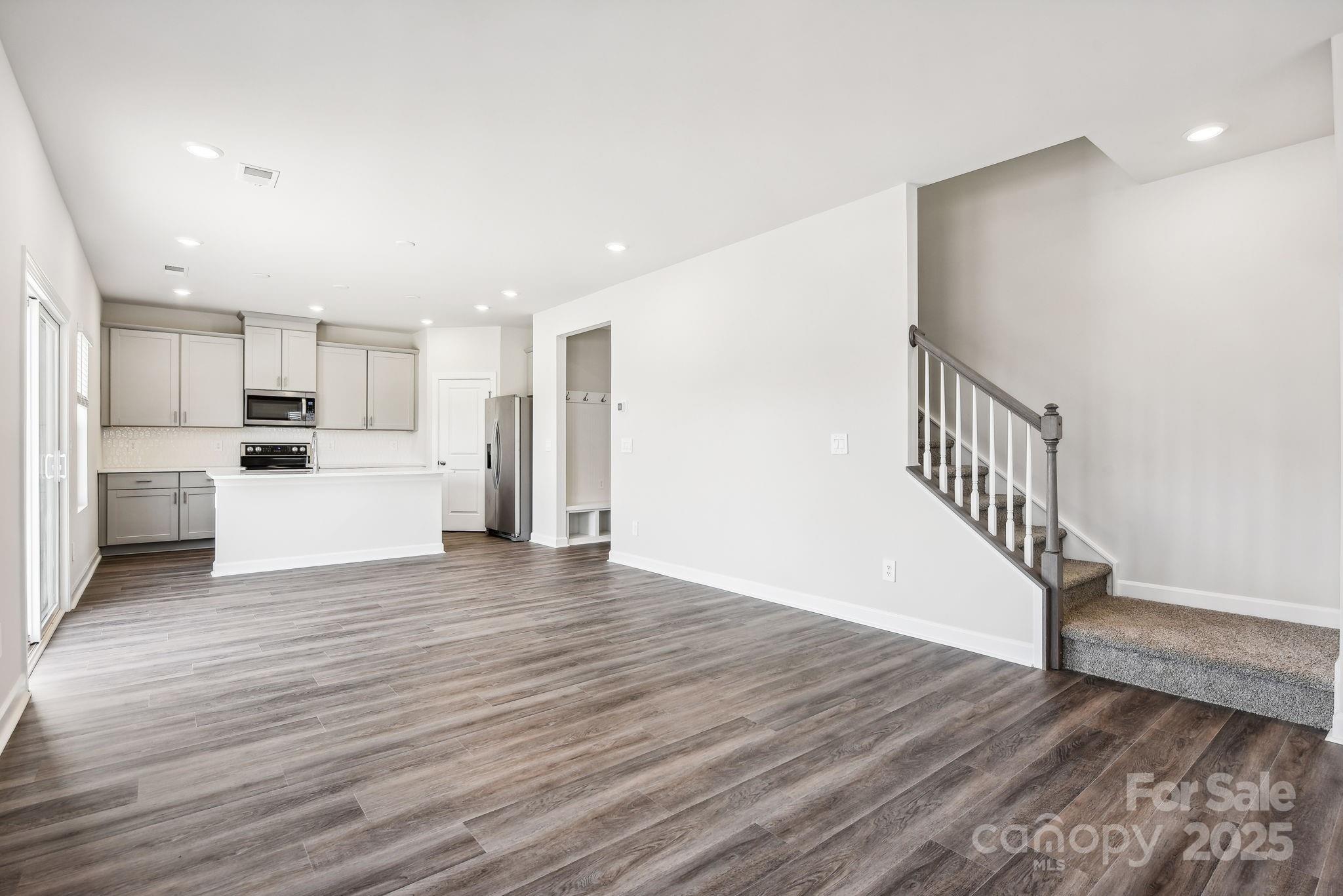 1515 Harper Landing Boulevard