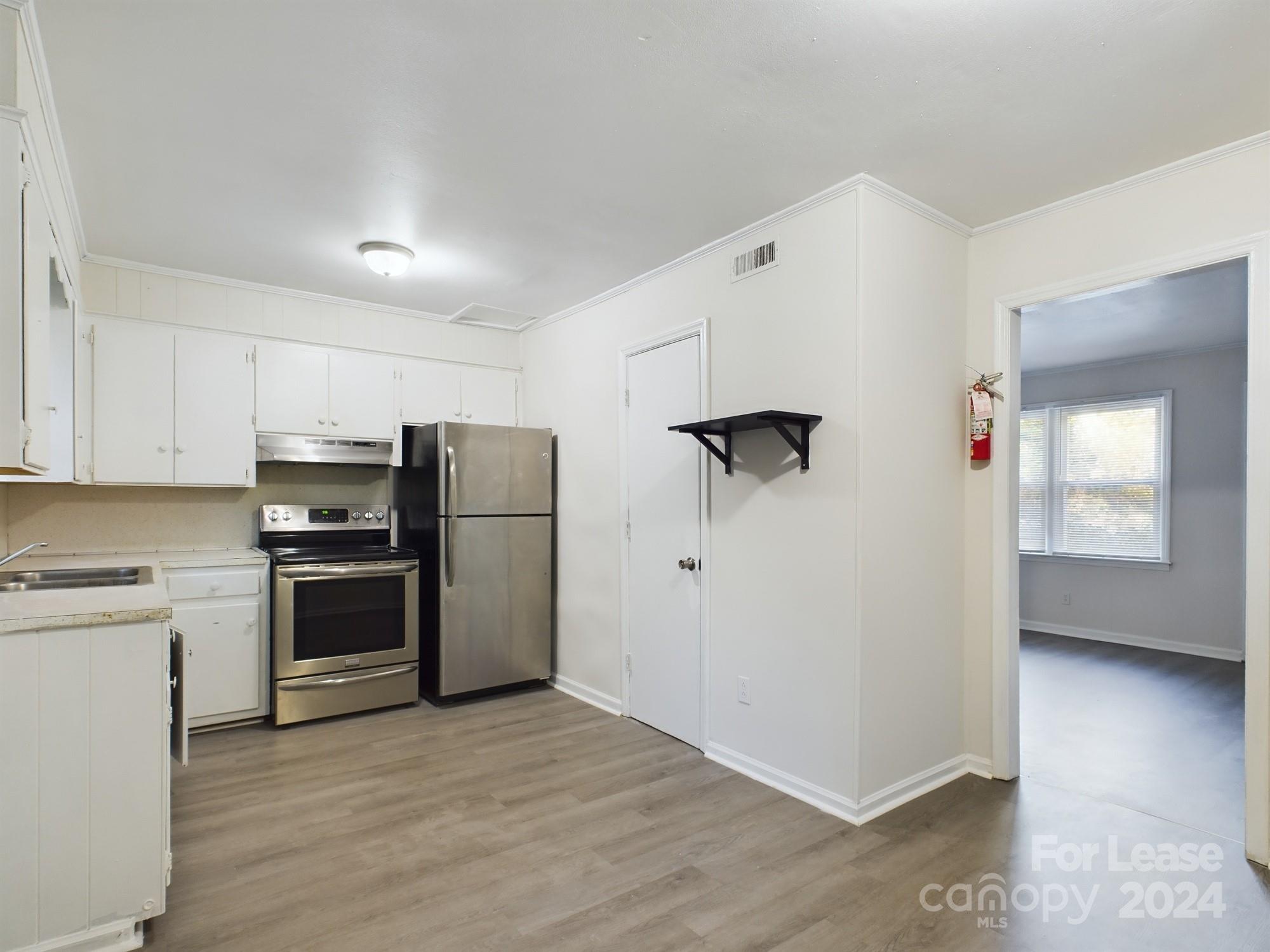 Lancaster - Residential Lease