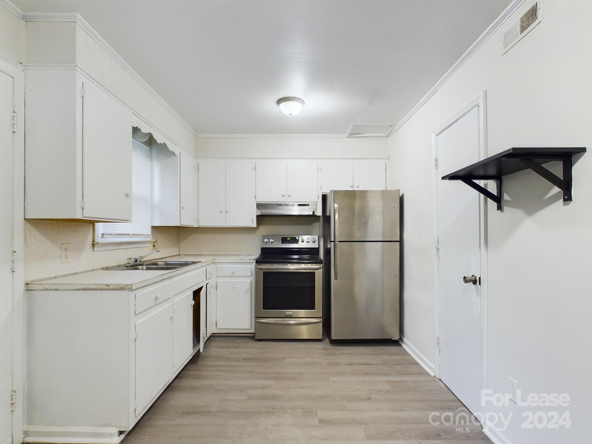 Lancaster - Residential Lease