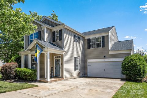 6107 Raisin Tree Lane Charlotte NC 28215