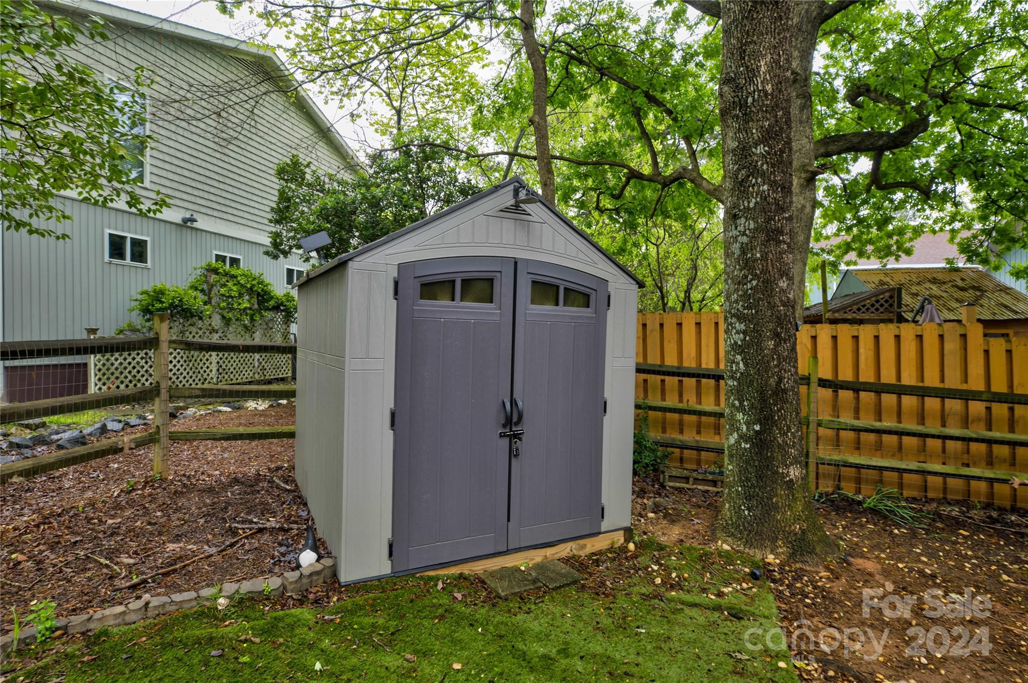 Tega Cay - Residential