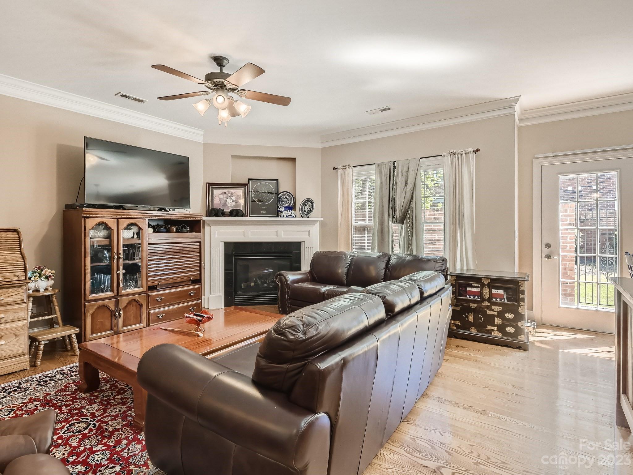 Beacon Knoll Villas - Residential