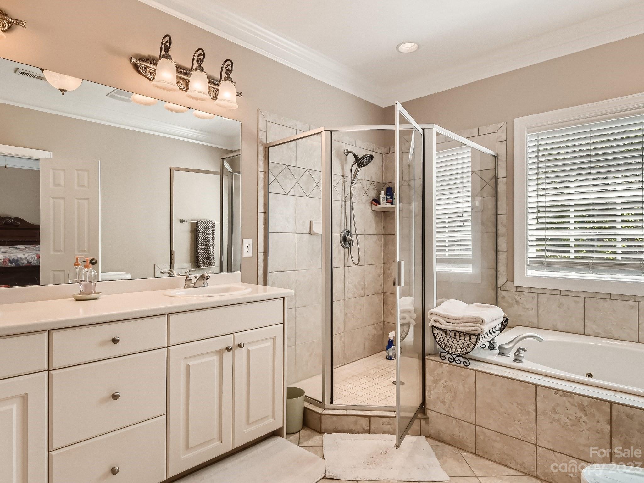 Beacon Knoll Villas - Residential