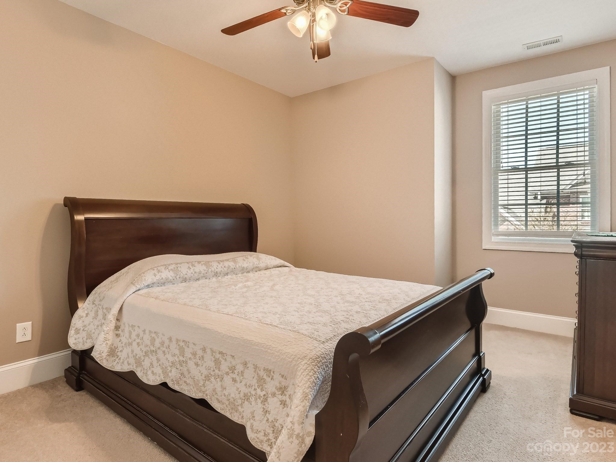 Beacon Knoll Villas - Residential