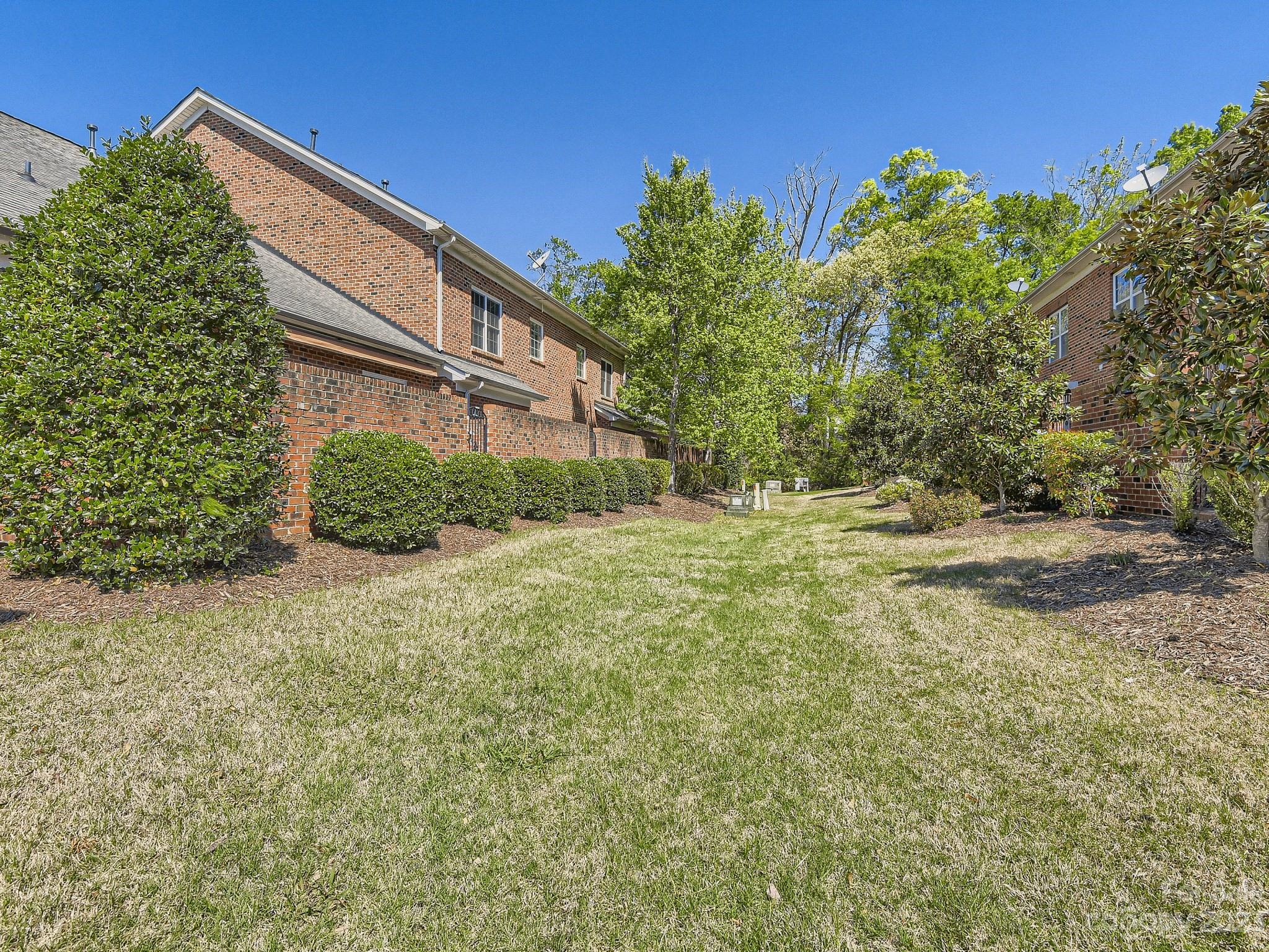 Beacon Knoll Villas - Residential