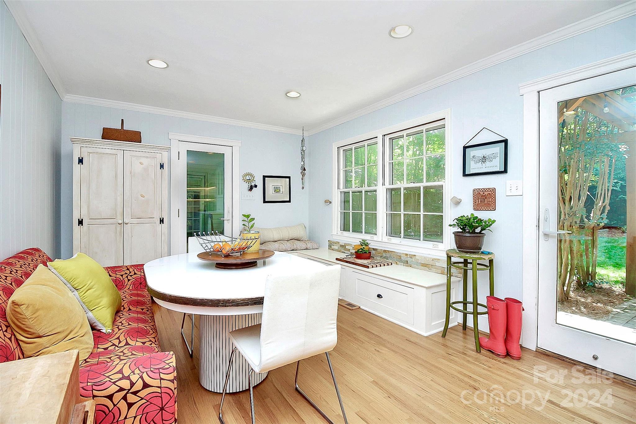 Hillsborough Acres - Residential