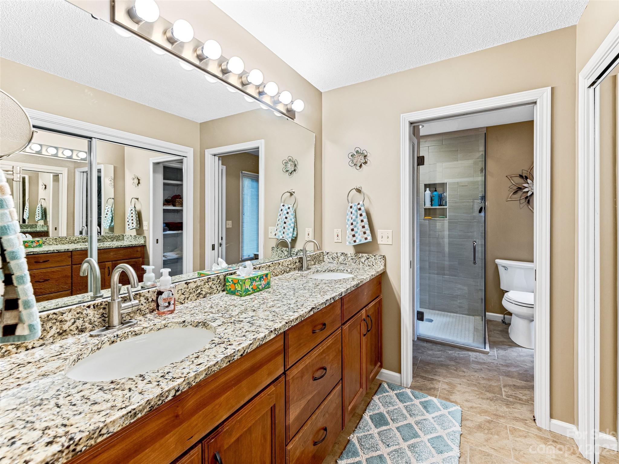 Cummings Cove - Residential