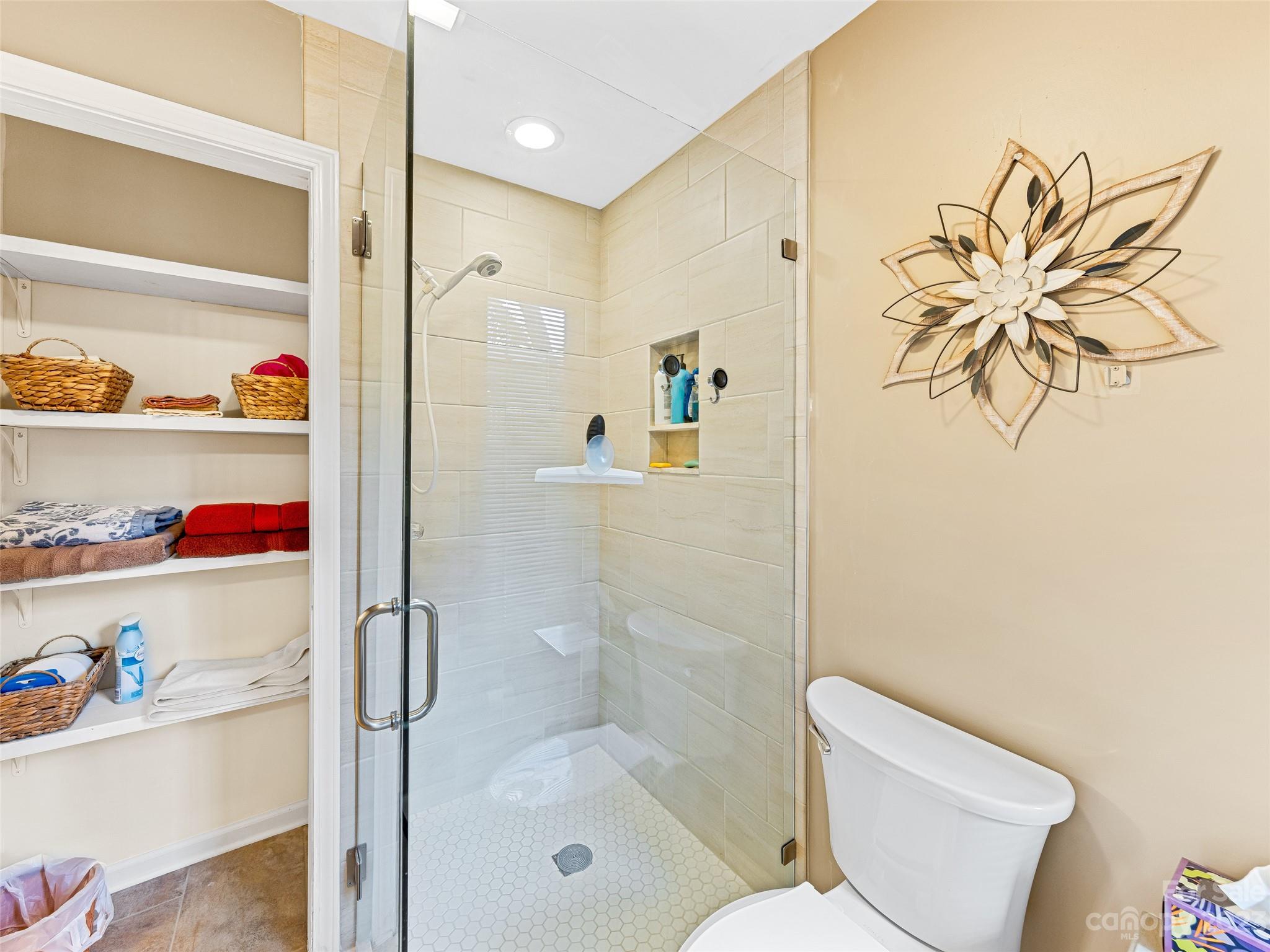 Cummings Cove - Residential