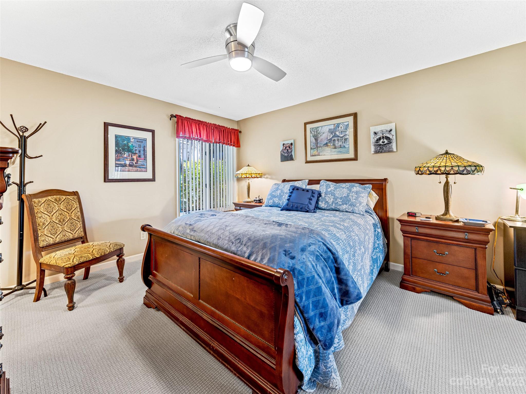 Cummings Cove - Residential