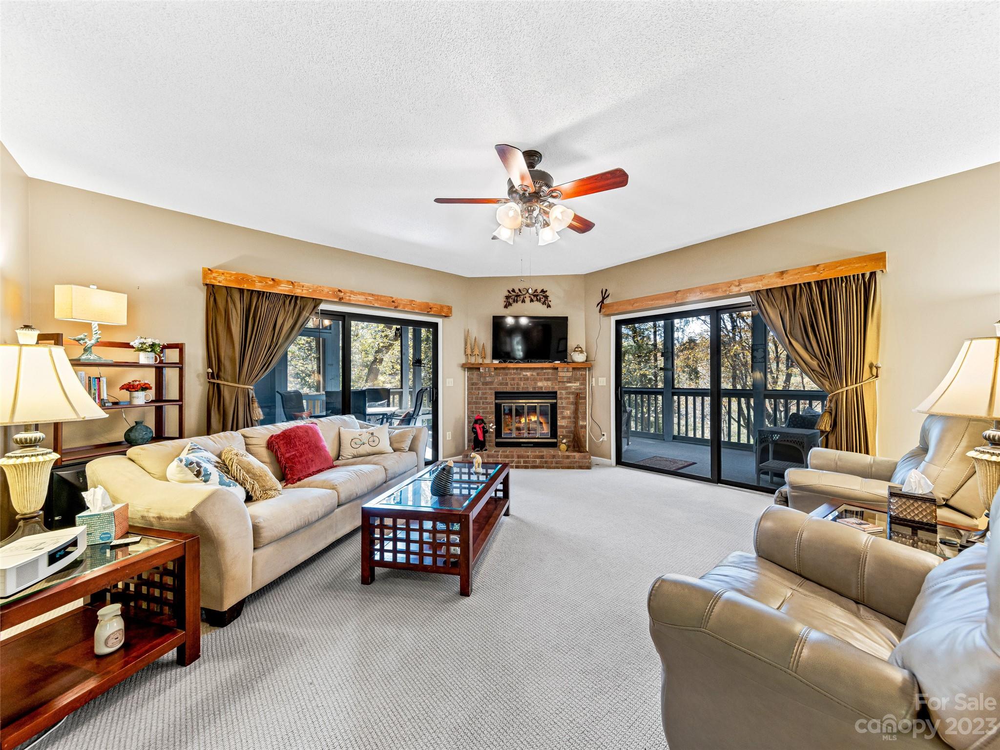 Cummings Cove - Residential