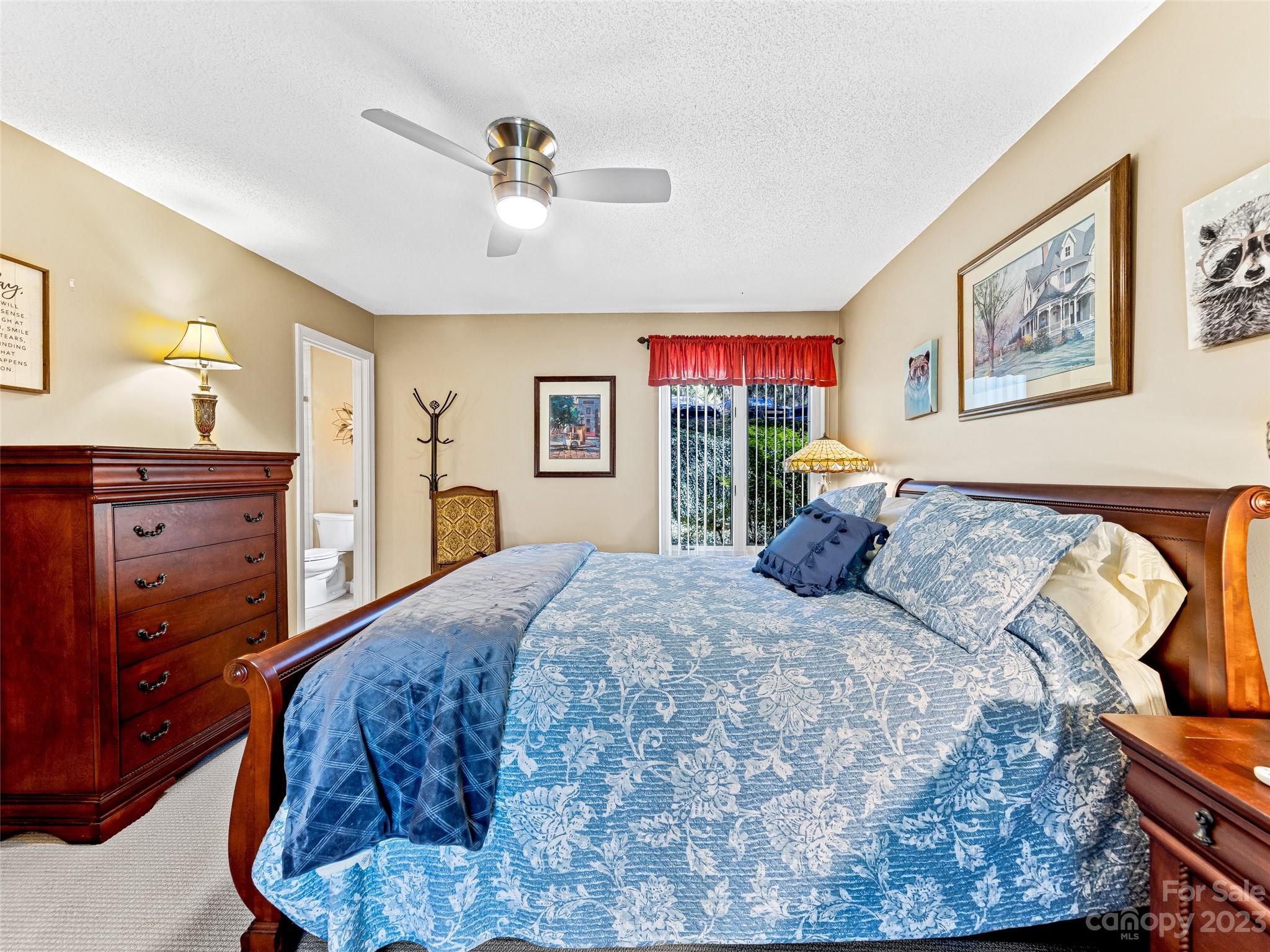 Cummings Cove - Residential