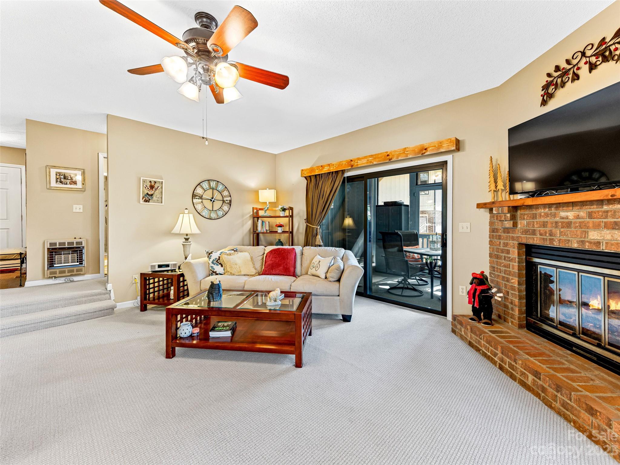 Cummings Cove - Residential