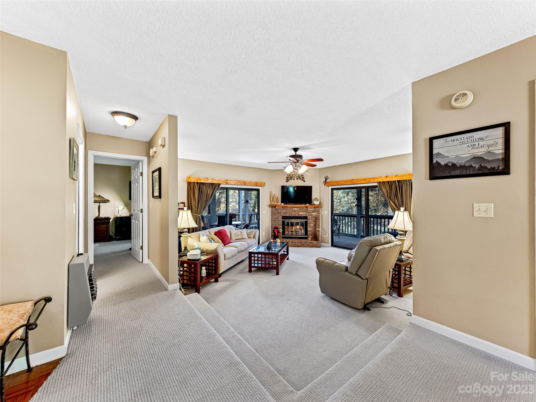 Cummings Cove - Residential