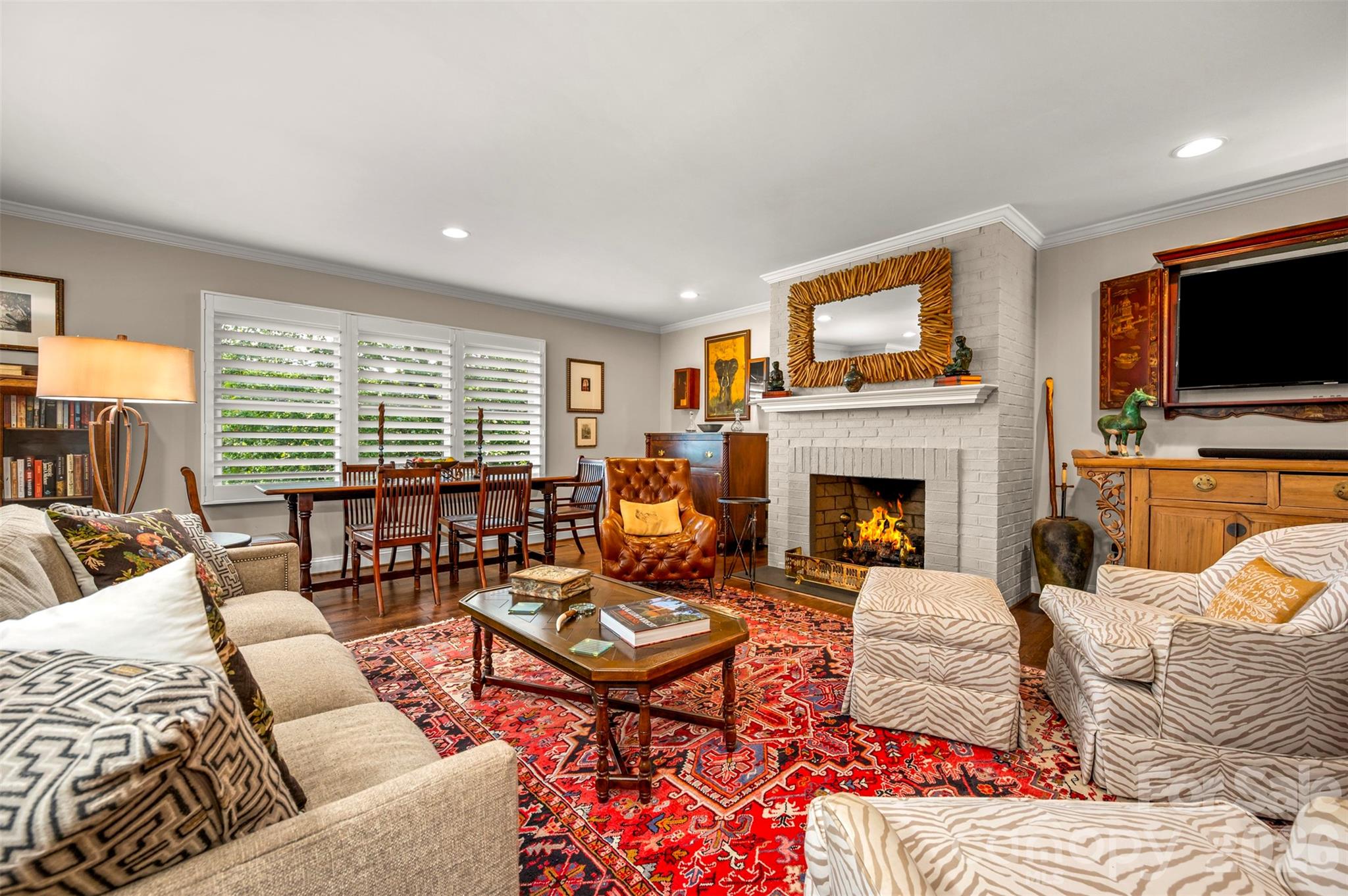 77 Chestnut Street 305