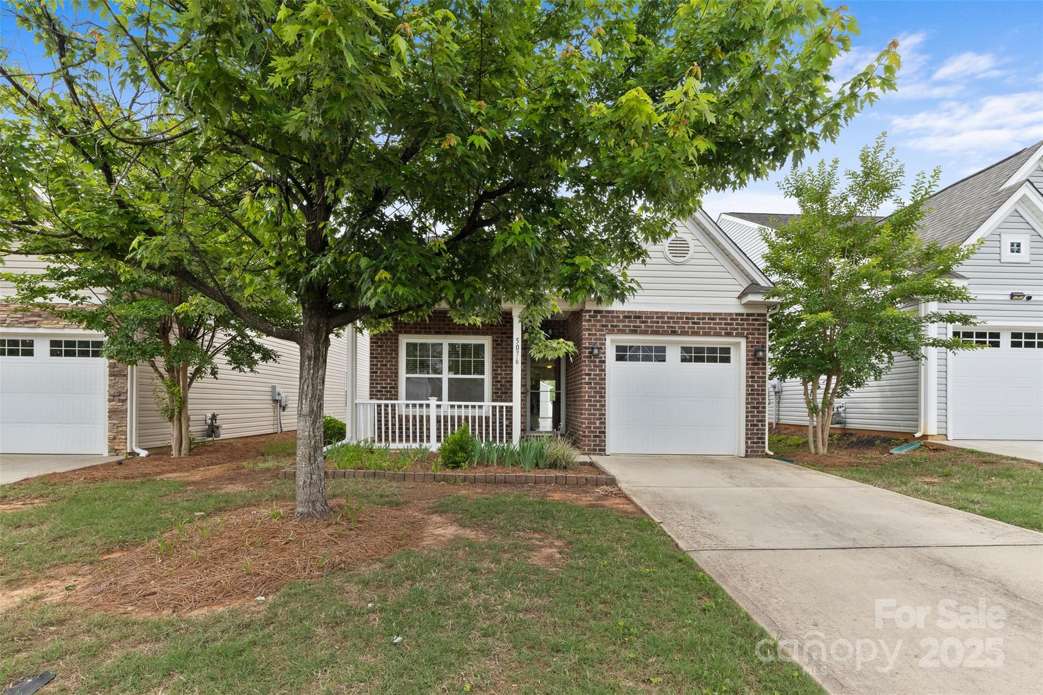 5076 Newport Lakes Drive