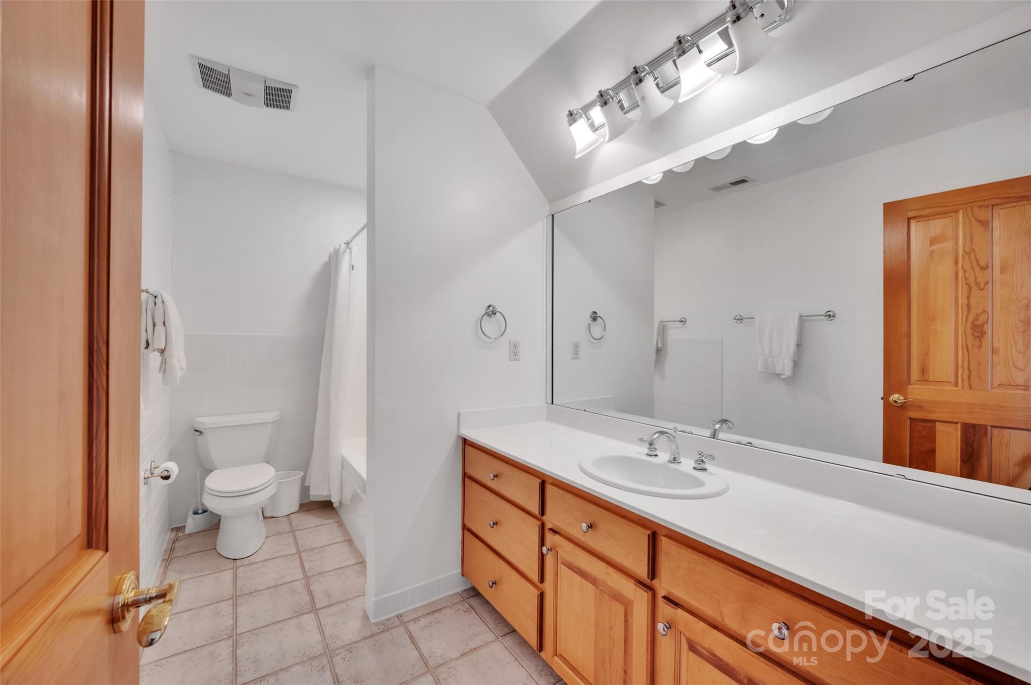 Lake Toxaway Estates - Residential