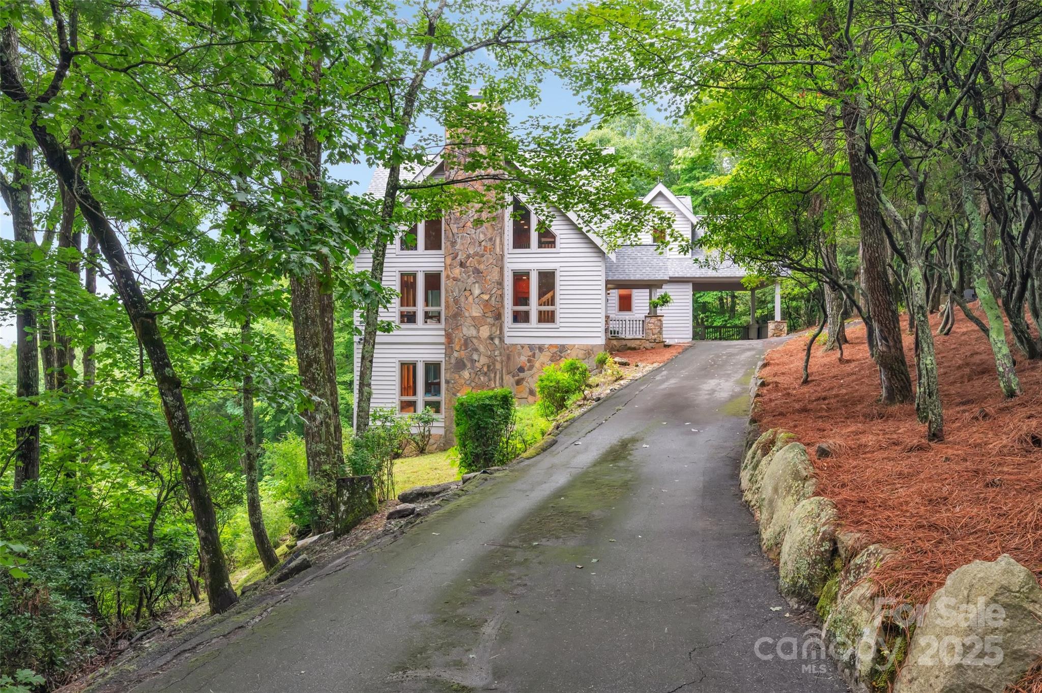 363 Lakeside Drive