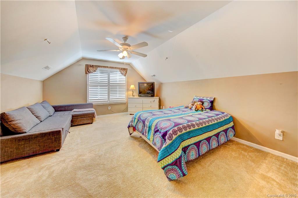 The Creeks Edge - Residential