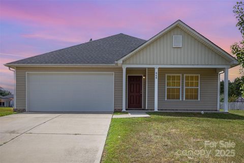 Photo of 646 Scarlet Leaf Lane, Oakboro, NC 28129 (MLS # 4284812) Photo of 646 Scarlet Leaf Lane, Oakboro, NC 28129 (MLS # 4284812)