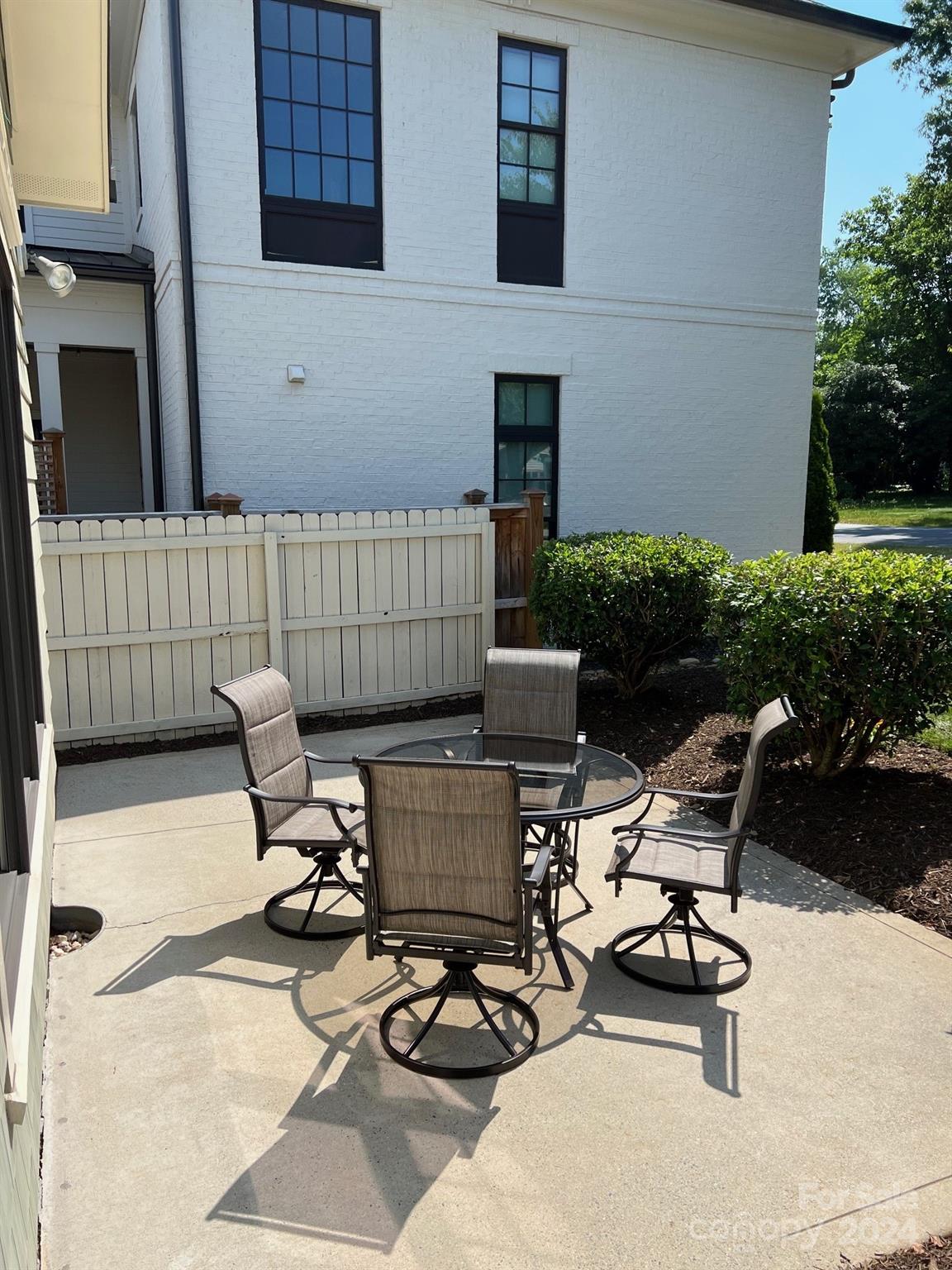 Ridgewood - Residential